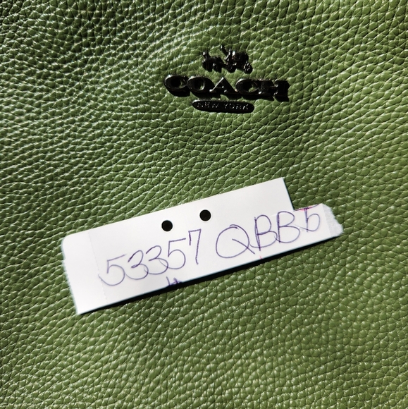 Coach purse - never used! - Picture 5 of 5